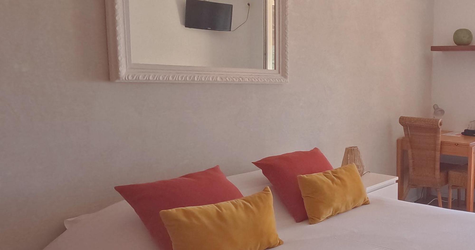 Azur Hotel Le Lavandou Kültér fotó